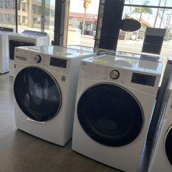 New LG Front Load Washer & Gas Dryer 