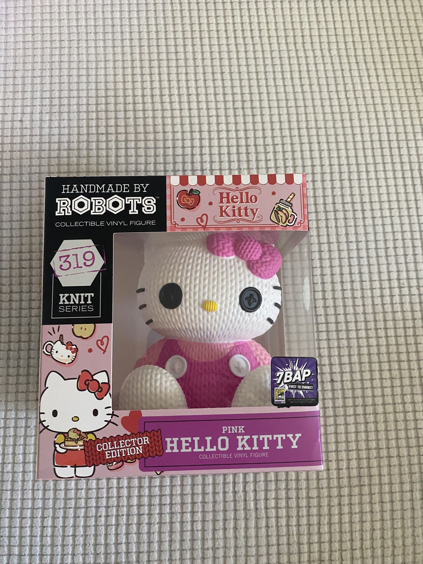 Handmade by Robots Pink Hello Kitty  SDCC 2025 7Bap 