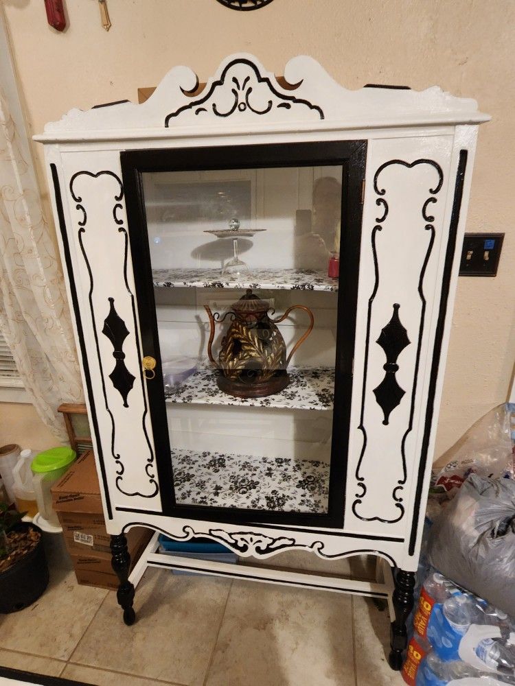 Vintage China Cabinet And Table With 3 Chairs 