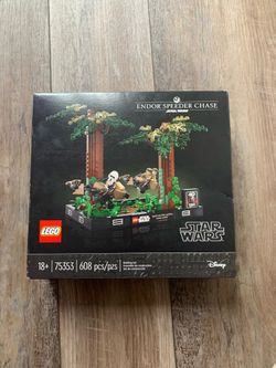Endor Speeder Chase LEGO 