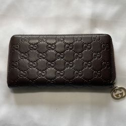 Gucci GG Zippy Wallet AUTHENTIC