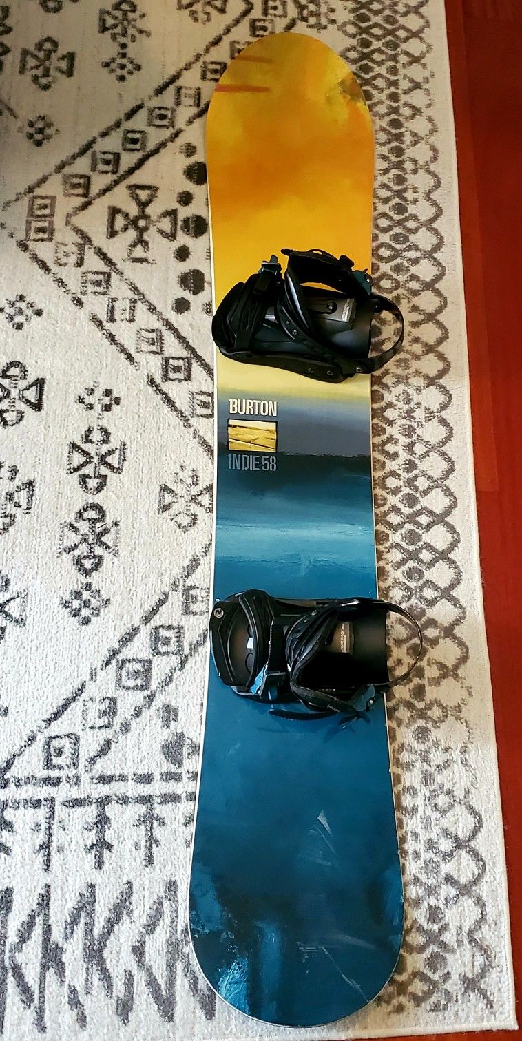 Burton Indie 58, 160cm With Bindings And Carrying Bag- Great Condition! 