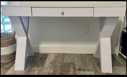 White desk-asking $50 OBO
