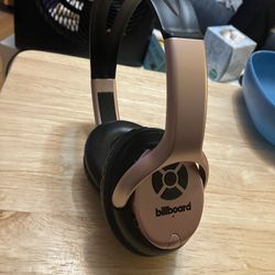 Black/gold Bluetooth Headphones