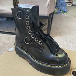 Doc Martens Platform Boots Black W Size 7 M Size 6