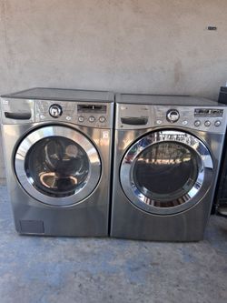 LG Washer And Dryer Electric Set