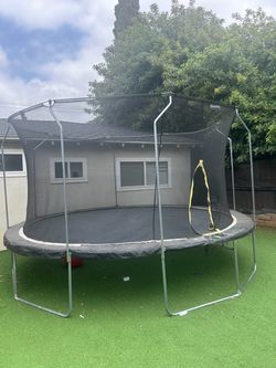 Trampoline 14 ft