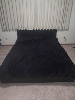 Queen ikea Malm bed