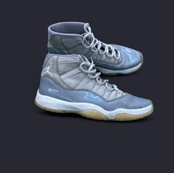 Jordans 11 Cool Grey Men’s Size 9