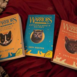 Paperback Warriors Super Editions: Tallstar's Revenge, Yellowfang's Secrets, Bramblestar's Storm