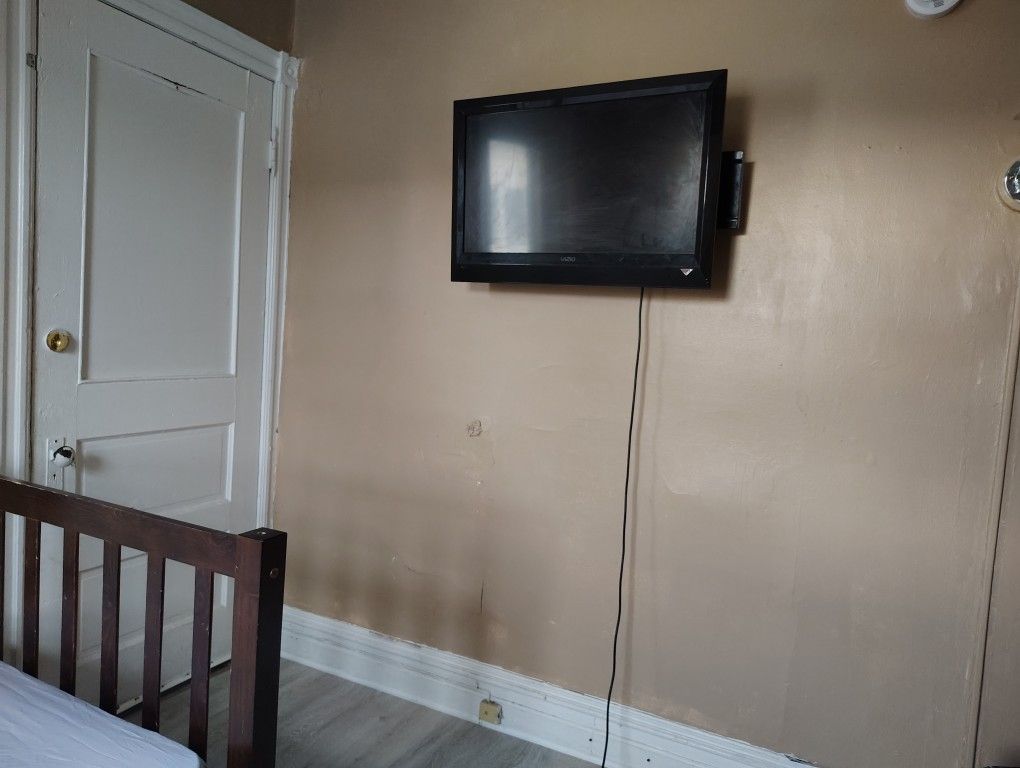 $600 Monthly Cozy Room N Atown