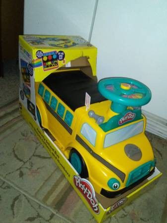 Playdough Ride On Activity School Bus! Lights, Sounds! Brand New!