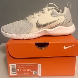 Women’s Flex Experience RN 10