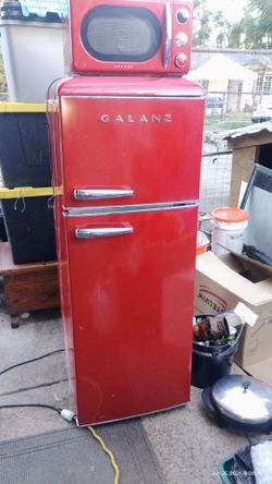 Refridge & microwave (red)