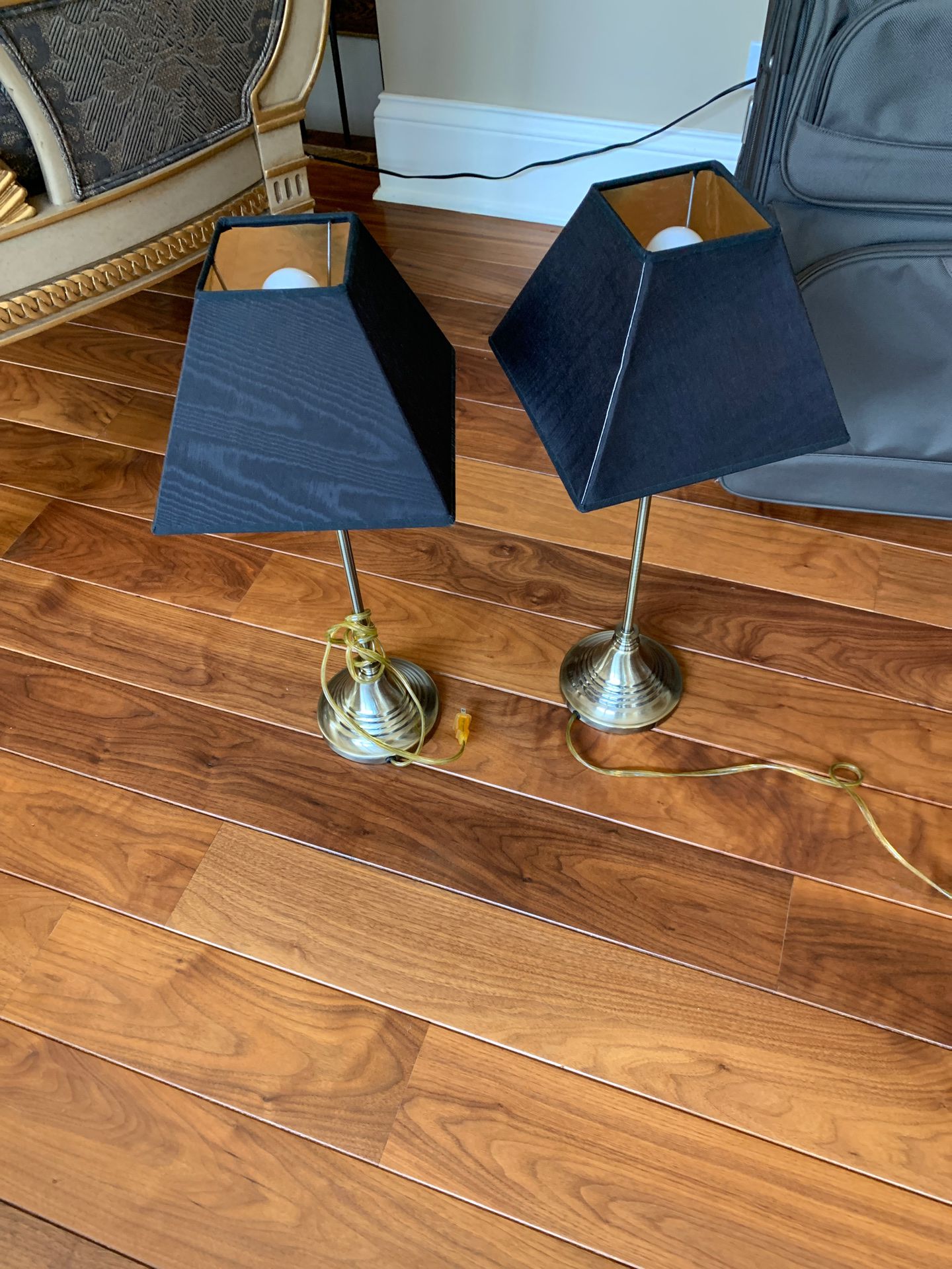 Set of 2 desk lamps