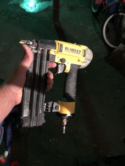Dewalt