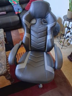 RESPAWN 110 Pro Gaming Chair