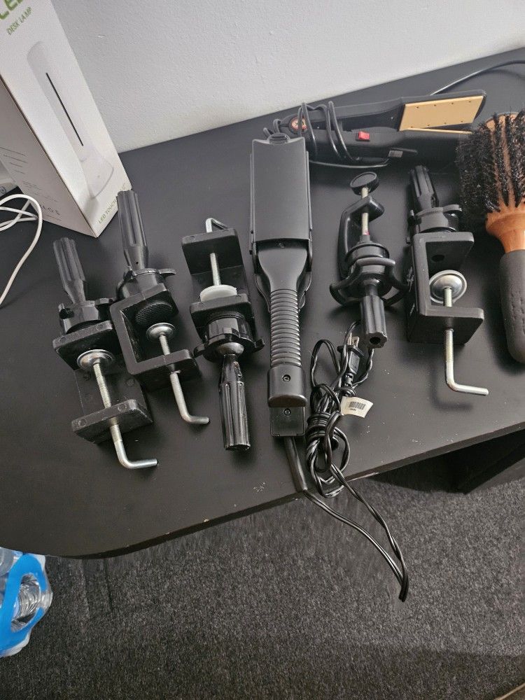 Free Brushes For Cosmetology