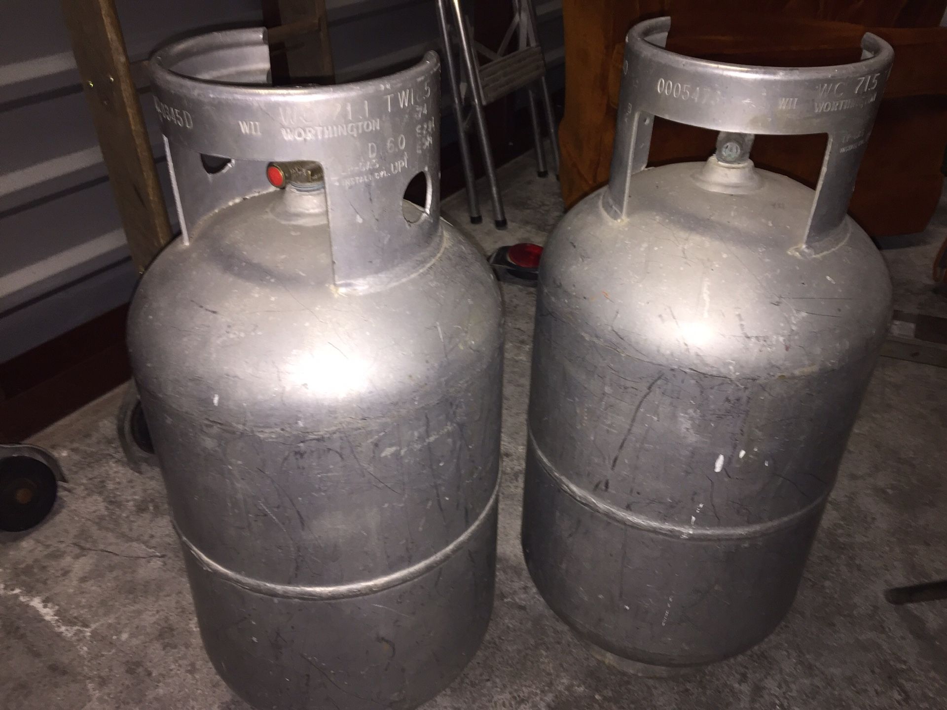 2 Original 1964 Silver Streak 30# Pound Vintage Aluminum Propane Tanks