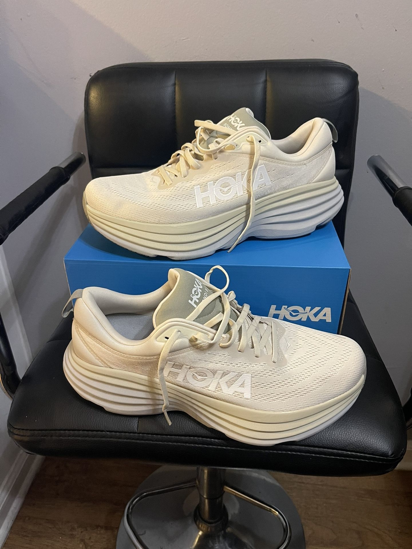 Hoka Bondi 8/ Size 10.5 Men’s $95
