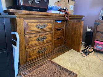 Solid oak dresser