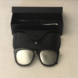 New! Sunglasses 🕶 for $10.00