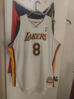 Kobe Bryant 2003/04 alternate jersey