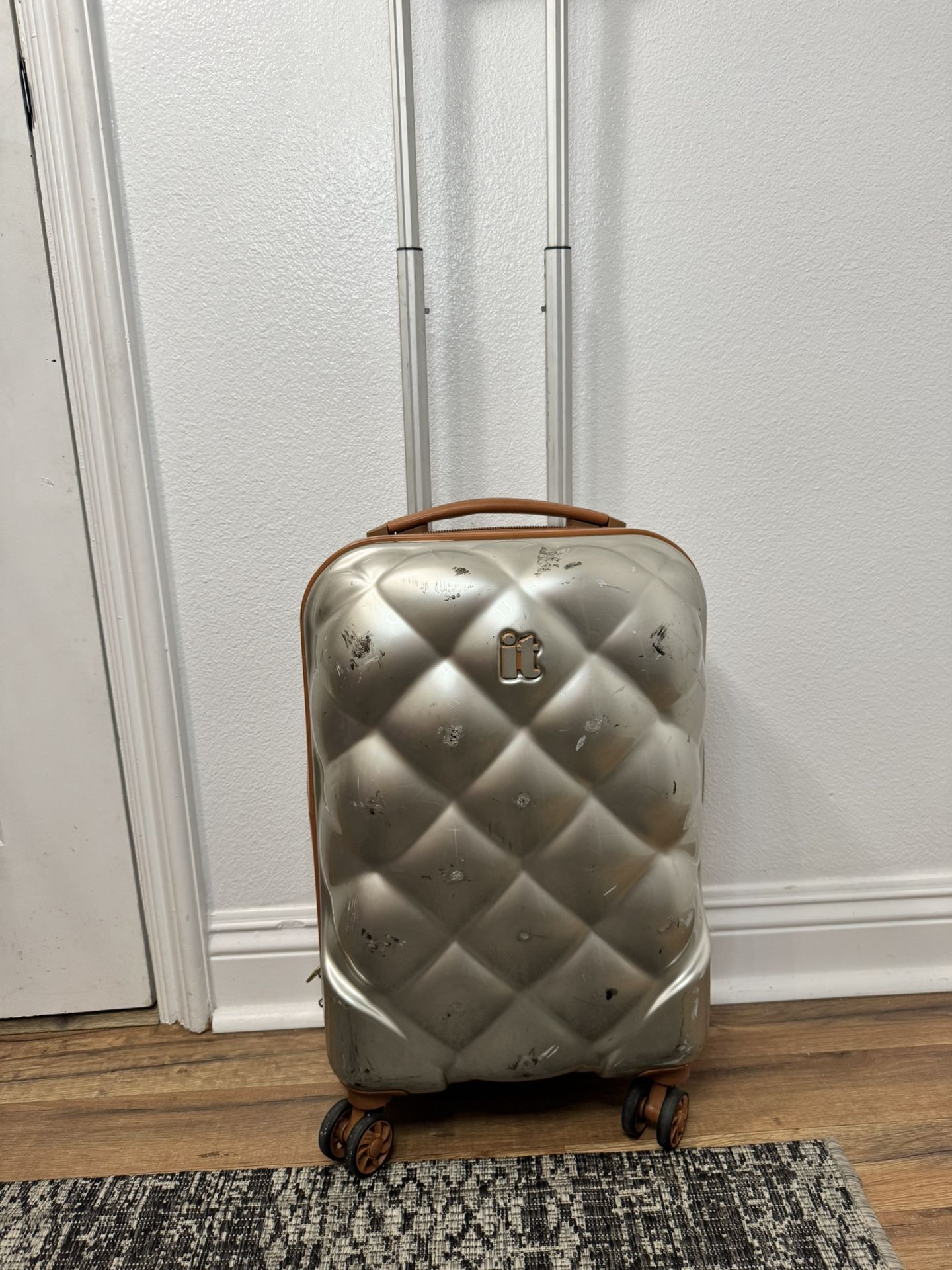 It Carry On Luggage