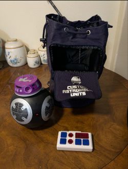 Star Wars Galaxy's Edge Bag And Droid