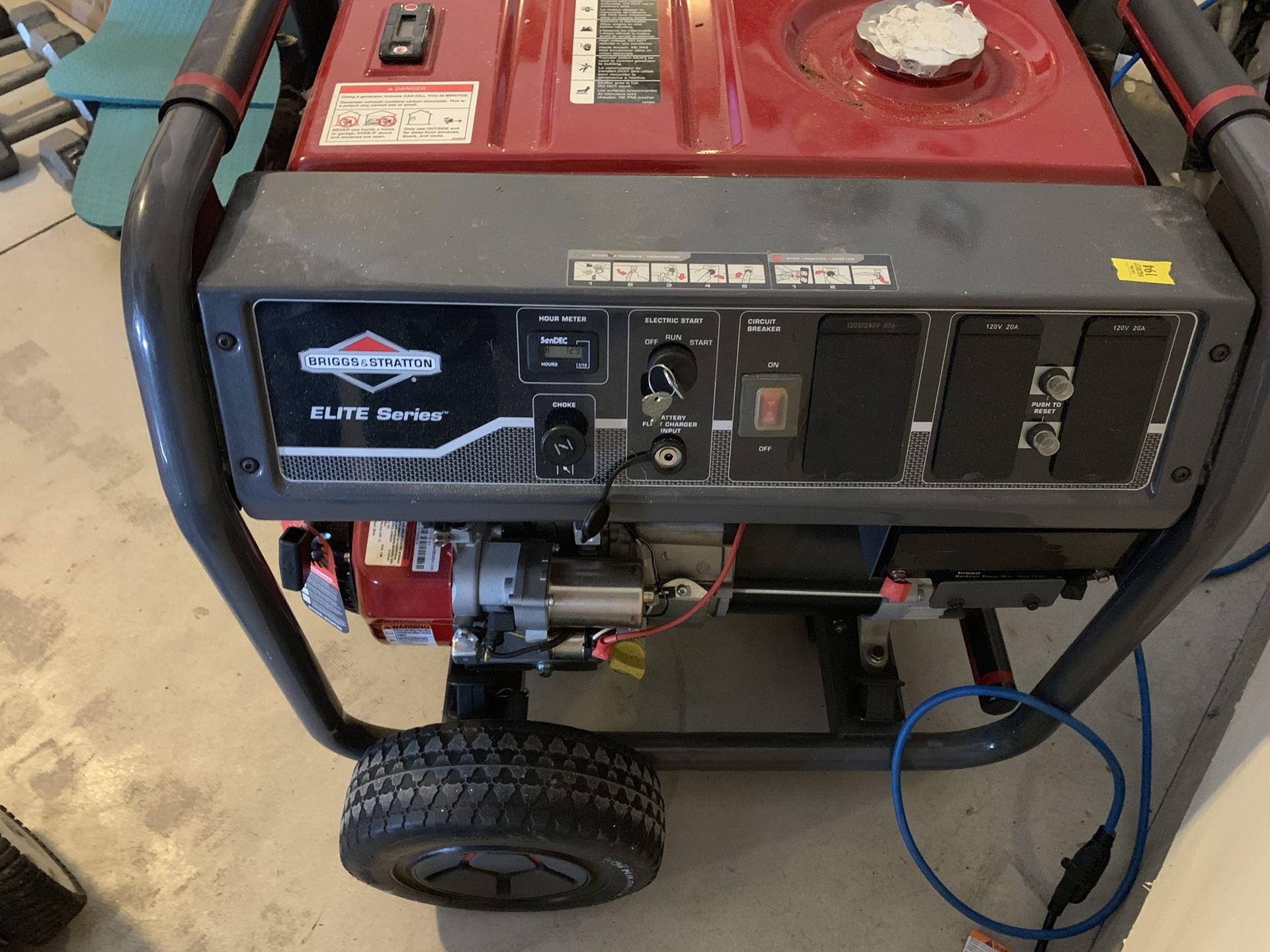 Briggs and Stratton Elite Series generator 8000/10000 Only Has 12 Hours