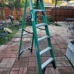 WERNER 6ft Fiberglass Step Ladder 