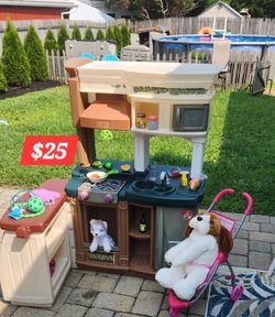 Step2 play kitchen w stroller
