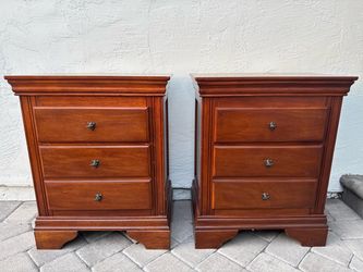 Pair of Wooden Nighstands