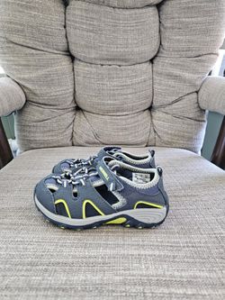 Toddler Hicking Sandal