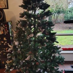 Free Artificial Christmas Tree🎄 7'