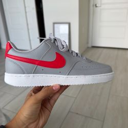 Nike Court Vision Low Sneakers