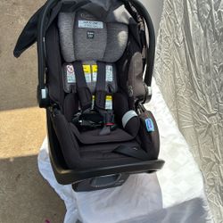 Graco Snug Ride 35 Car Seat *3*