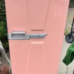 American Girl Doll Maryellen's Refrigerator Fridge - Retired