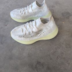 Yeezy Boost Size 7