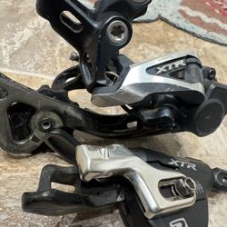 Shimano XTR RD-M985 Rear Derailleur /XTR Right Shifters M980 Used 10-speed