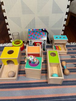 Set of Wondery Baby Toys LOVEVERY Wooden Montessori Toys Bundle
