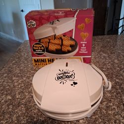Waffle Maker, Hearts 
