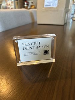 2.5x3.5” Clear Floating Frame