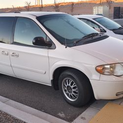 2007 CHRYSLER TOWN AND COUNTRY MINI VAN