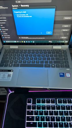 [ NEED GONE ] 2024 HP Envy x360 Touchscreen Lapto - Intel core 7 - like new