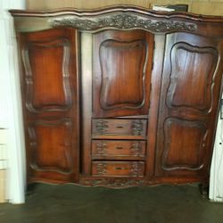 Collectible Antique-19th Century Victorian Armoire