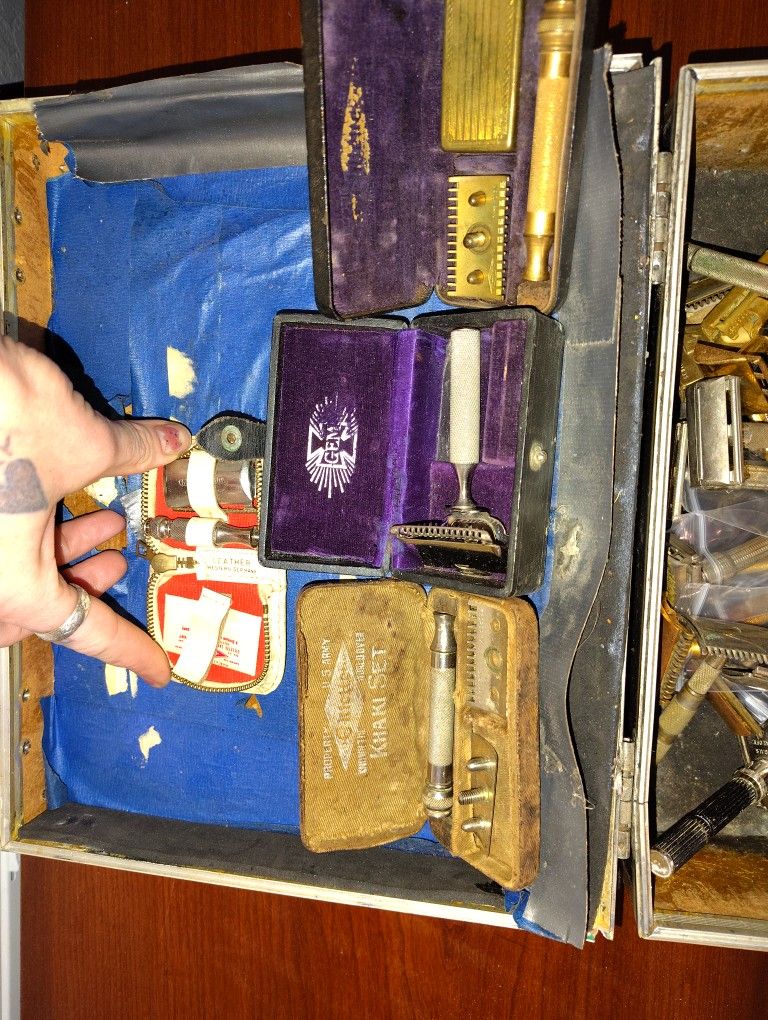 All Vintage Mixed Up