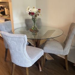 Dinning Table  With 4 Chairs