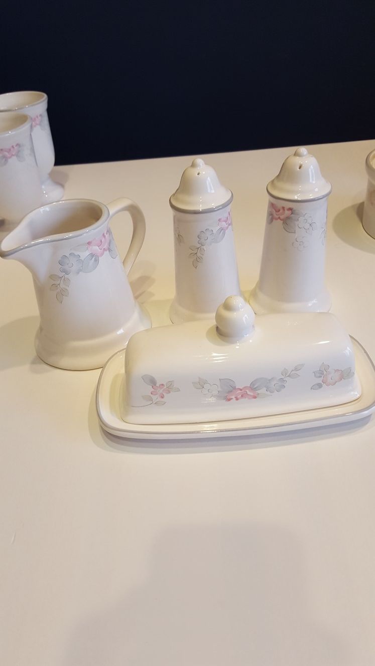 Phaltzgraff wyndham dinner ware