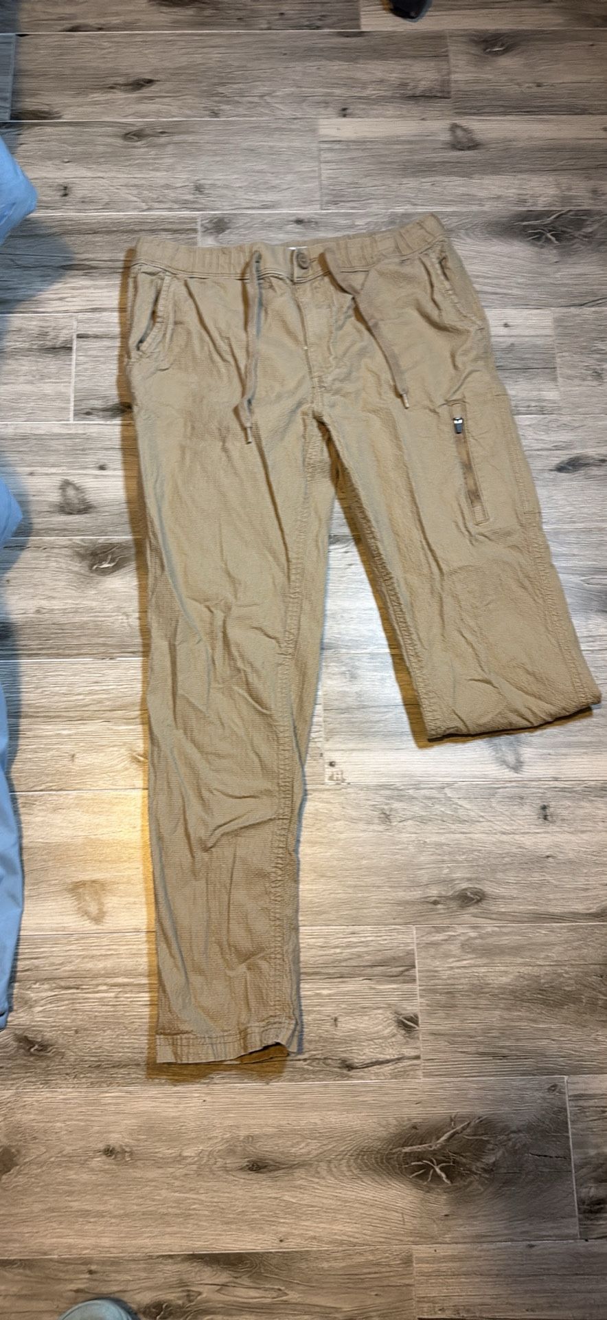 Men’s Khaki Jogger Pants Size M